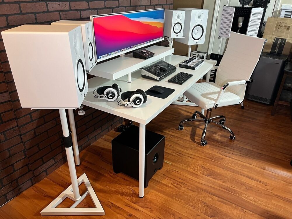❄️ Snow White Studio Setup